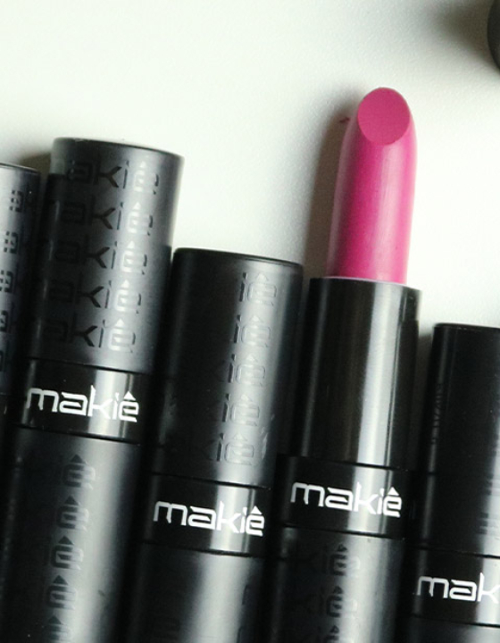 Batons Makiê: conheça nossa linha