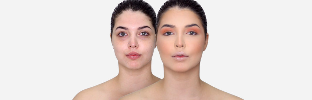 No centro da imagem temos do lado esquerdo um rosto feminino sem maquiagem e ao lado direito o mesmo rosto maquiado, mostrando o resultado de como fazer uma pele perfeita na maquiagem. 