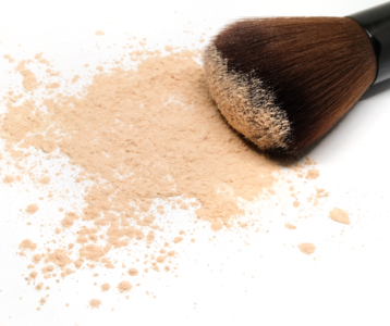 Fixing Powder: o toque perfeito para finalizar a sua make com efeito matte e de longa duração